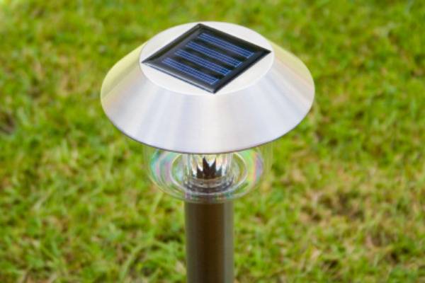 5700 students get free solar lamps