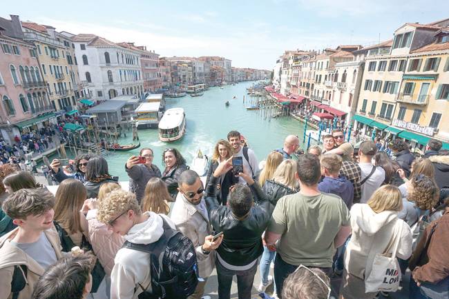 Rising waters and overtourism are killing Venice