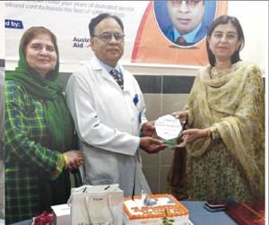 Tributes paid to district eye surgeon at farewell ceremony