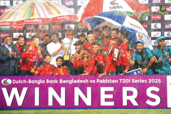 Farhan and Mirza power Pakistan to consolation win, hosts take series 2-1