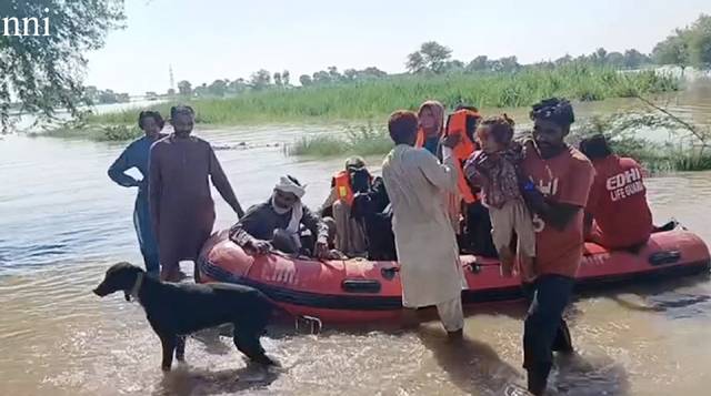 High flood in rivers continues to ravage Punjab