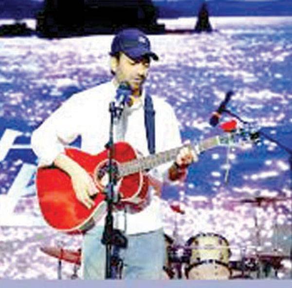 Pakistani student blends aerospace innovation with musical passion in China